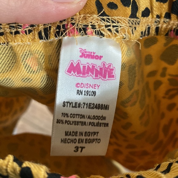 $12 if added to bundle of 3 or more. - Picture 6 of 7